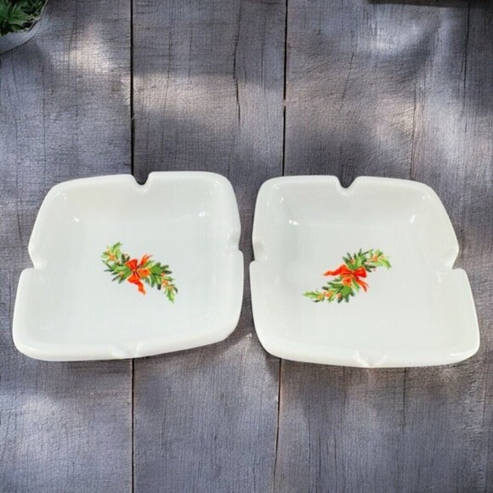Vintage Haeger Christmas Holly Ashtray Holiday Christmas‎ Heritage Tray Dish Set